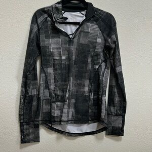 Women’s black and white half zip